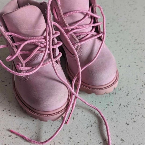 Toddler Timberland Premium 6-Inch Lace-Up Waterproof Boot, size 5 , medium pink - Picture 2 of 3